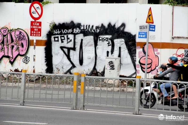 Graffiti Đang Bôi Bẩn Các Thành Phố Việt Nam: Thực Trạng và Giải Pháp